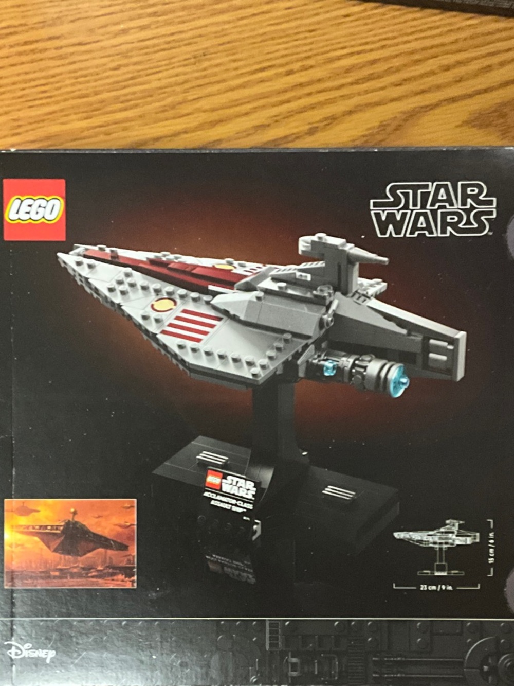 LEGO Star Wars Imperial Light Cruiser Model - Gray, Red, Blue Accents